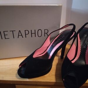 Metaphor Black and Pink Women's Heels